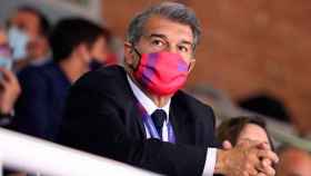 Joan Laporta, presidente del FC Barcelona, ataviado con mascarilla / CG