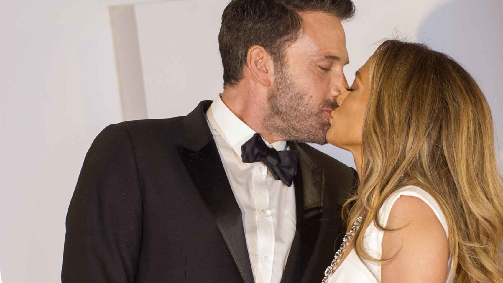 Ben Affleck y Jennifer Lopez / EP