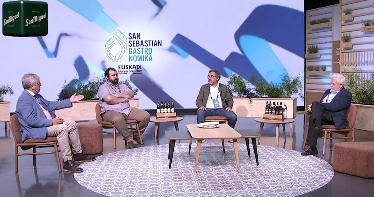 El futuro de las barras de pintxos a debate con Mariano García Romero, Amaiur Martínez Ortuzar y Albert Raurich con Carlos Maribona como moderador / Gastronomika