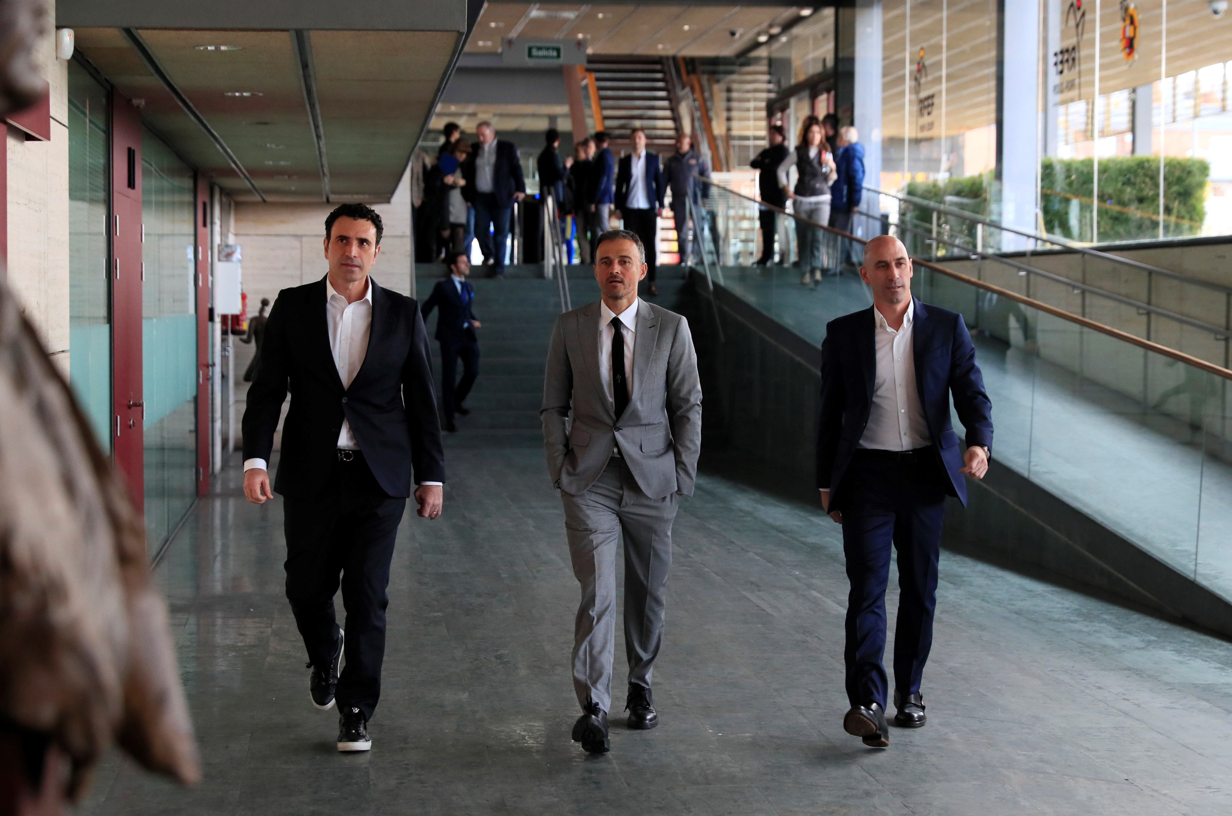 Molina, Luis Enrique y Rubiales en Las Rozas / EFE