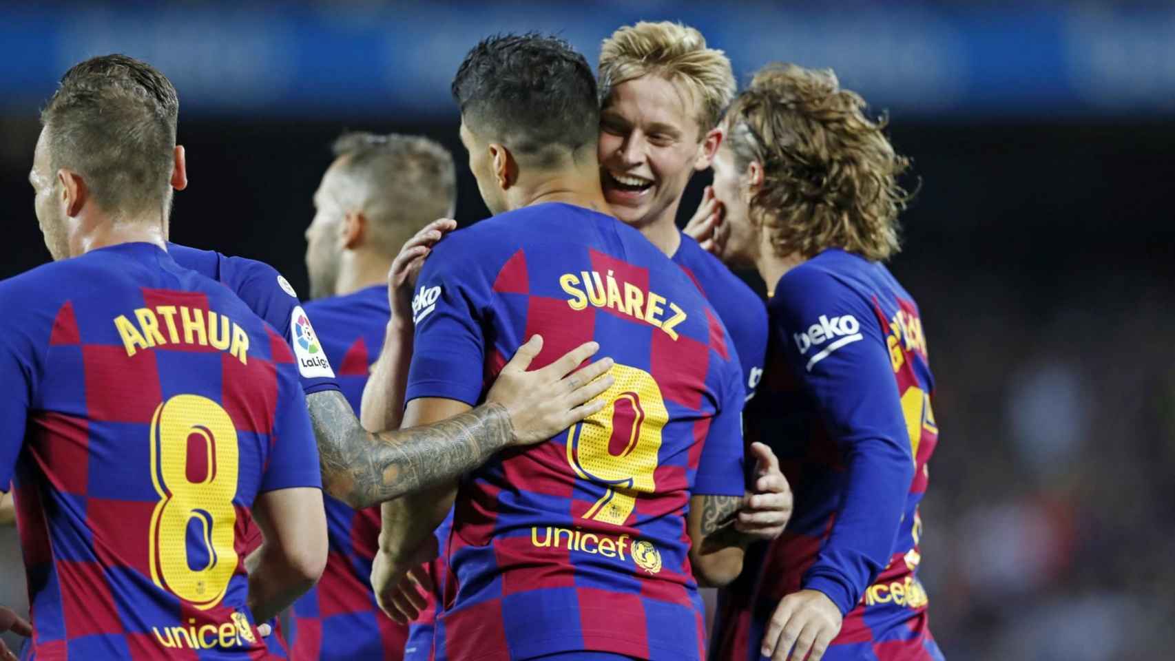 Arthur, Luis Suárez, De Jong y Griezmann celebrando un gol en el Barça - Valencia / FC Barcelona