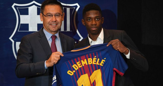 Bartomeu presenta el fichaje de Ousmane Dembelé en 2017 / FCB