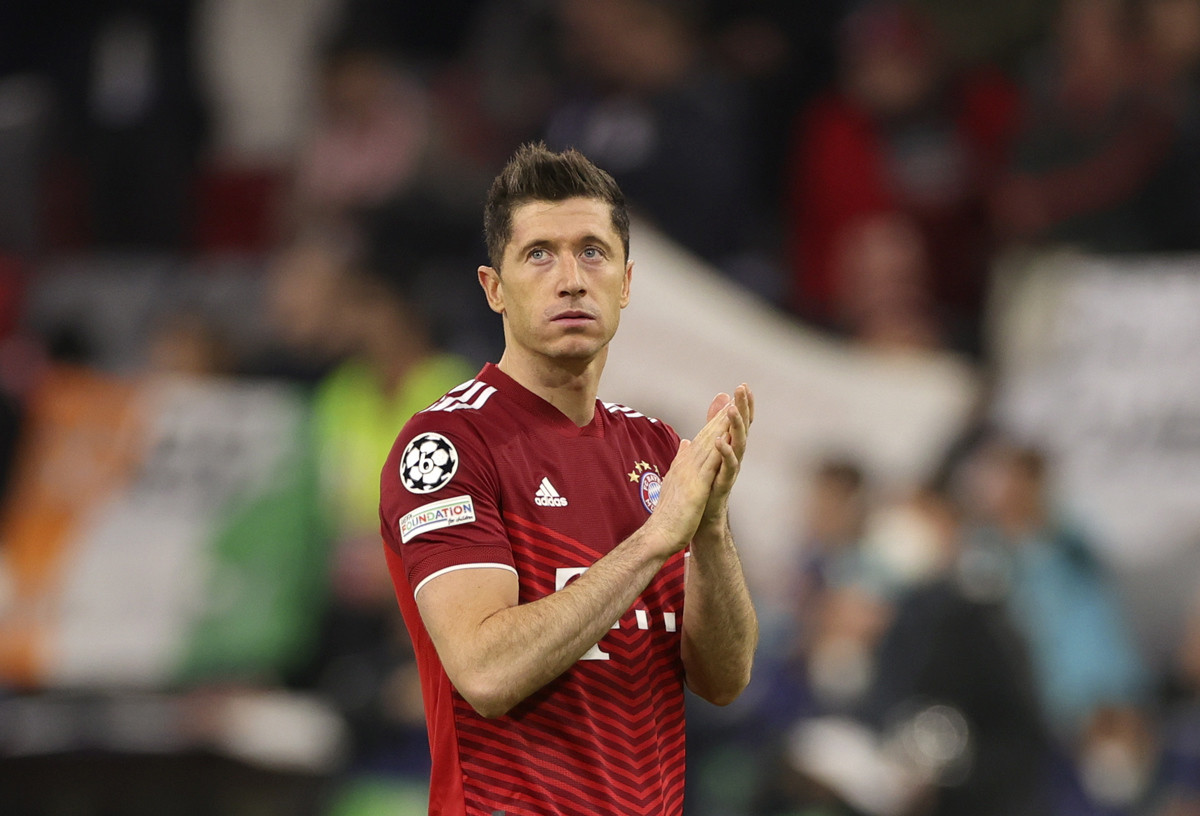 Robert Lewandowski, tras caer eliminado en Champions League / EFE