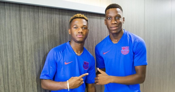 Ansu Fati e Ilaix Moriba en la revisión médica del Barça B / FC Barcelona