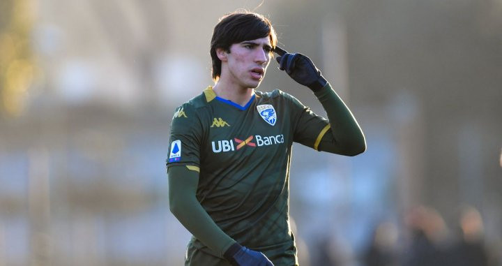 Sandro Tonali durante un partido del Brescia / EFE