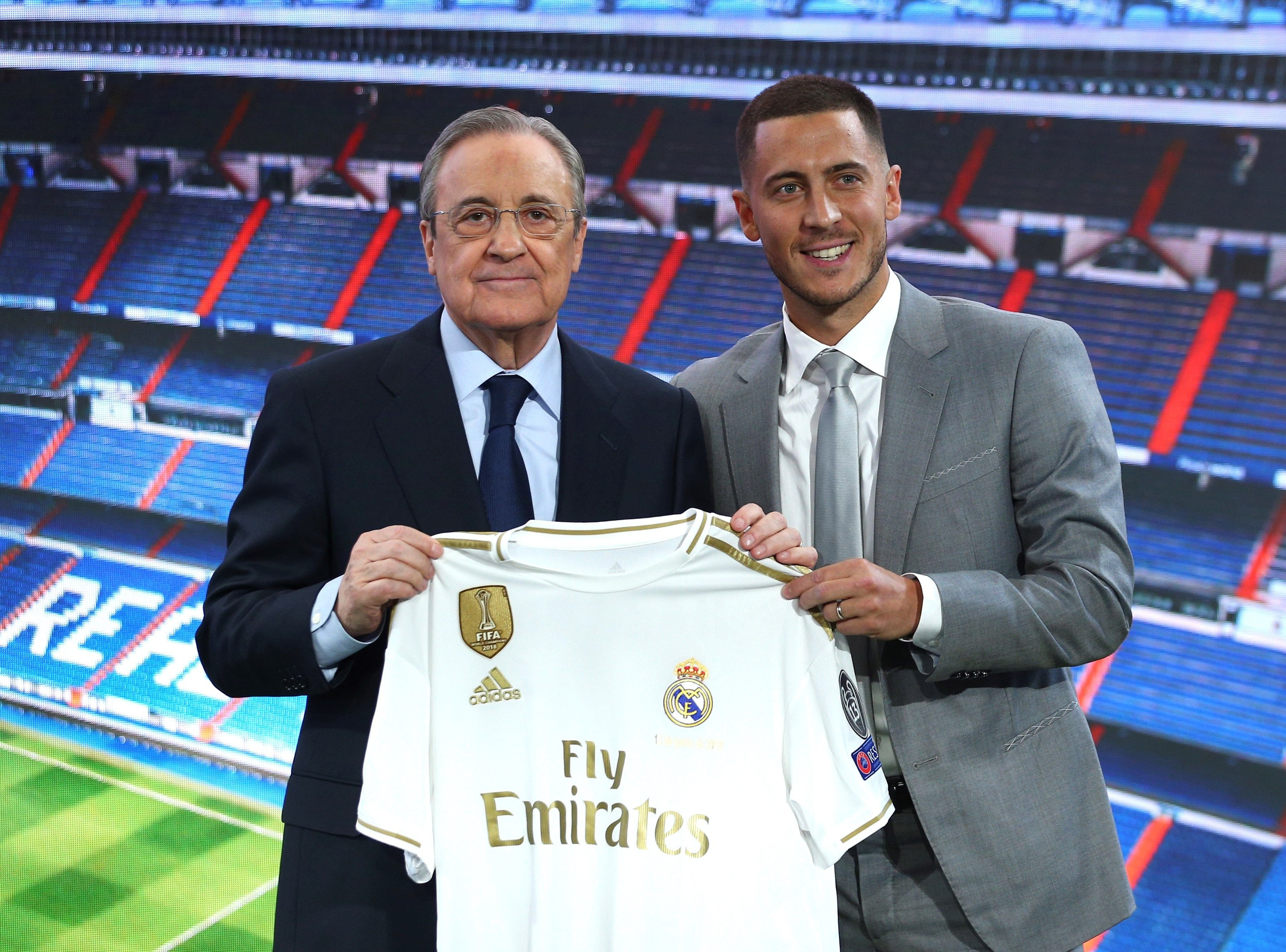 Florentino Pérez y Eden Hazard en la presentación del belga / EFE