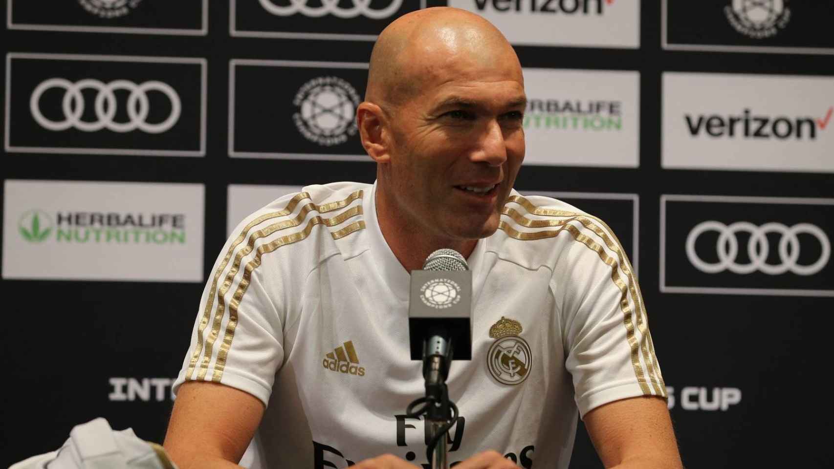 Zinedine Zidane en una rueda de prensa con el Real Madrid / EFE