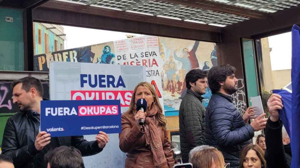 La candidata de Valents a la alcaldía de Barcelona, Eva Parera, en un acto en Can Vies / VALENTS