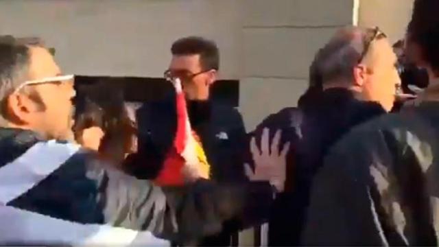 Tensión por el acto de Vox en Badalona