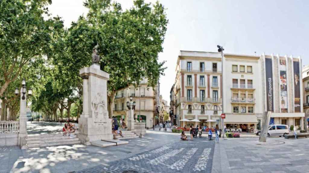 Rambla de Figueres, donde el asesino confeso cometió el crimen en abril de 2019 / VISIT FIGUERES