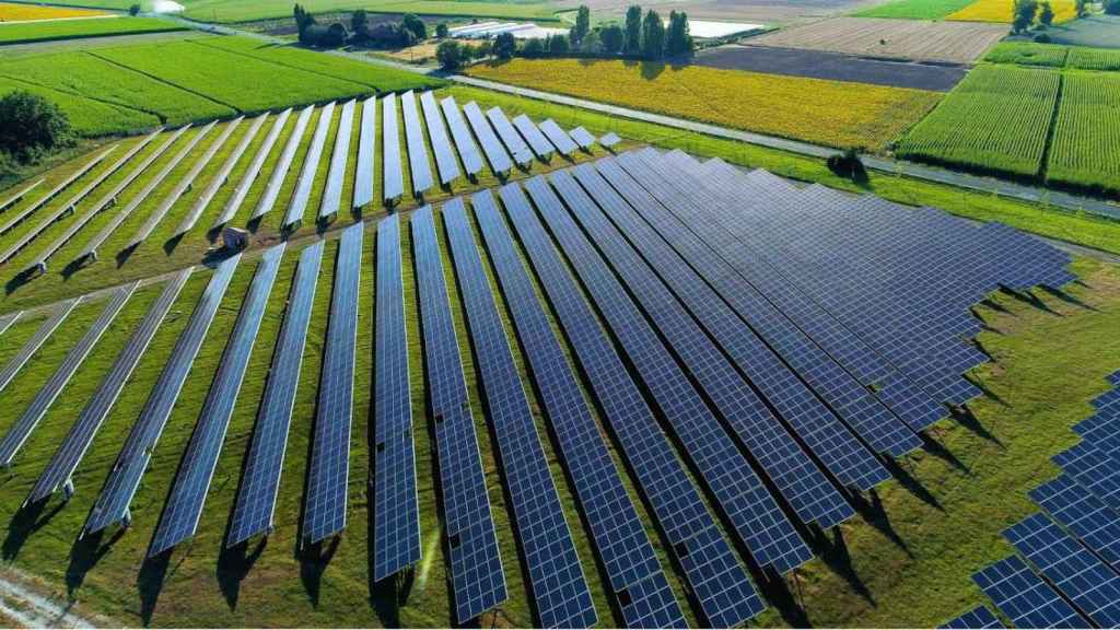 Una instalación de placas solares de Enertis / ENERTIS