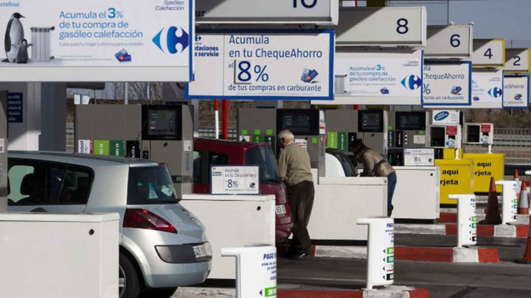 Una imagen de una estación de servicio de Madrid.