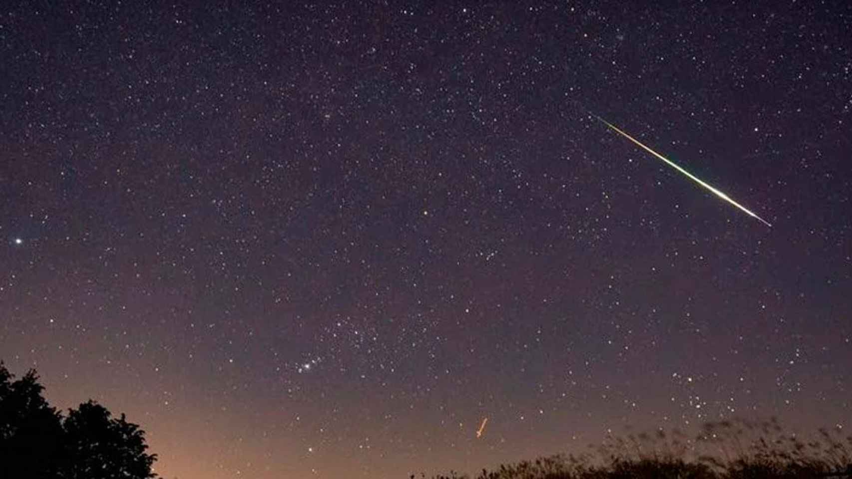 Imagen de una lluvia de estrellas /METEORED