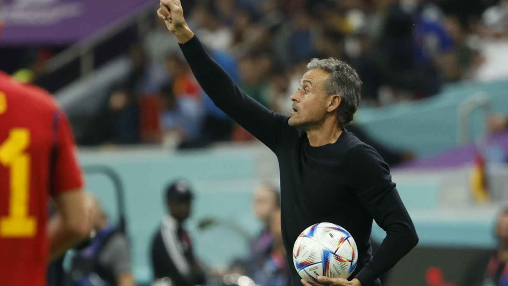 Luis Enrique, dando indicaciones durante el España Alemania / EFE