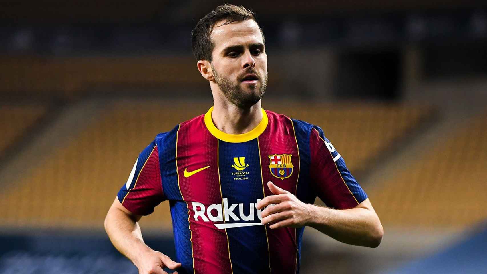 Pjanic, en un partido con el Barça / EFE