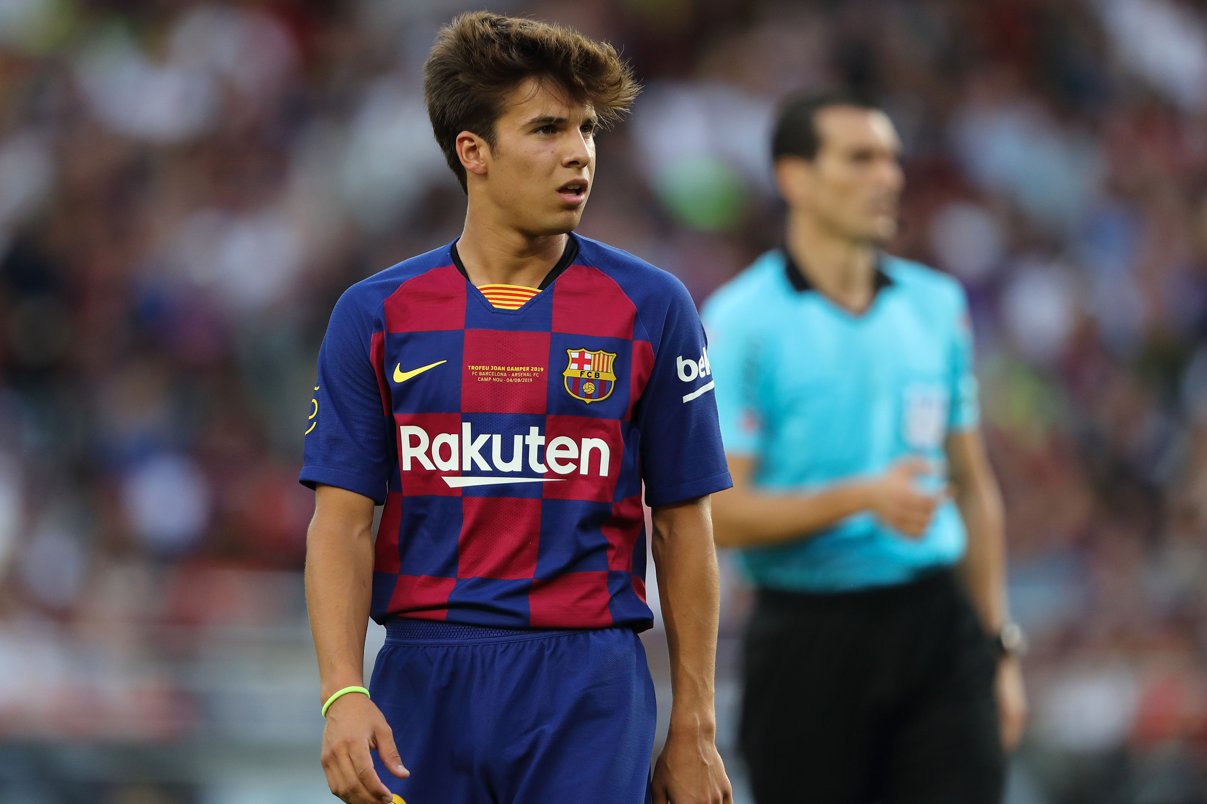 Riqui Puig en un partido del Barça / EFE