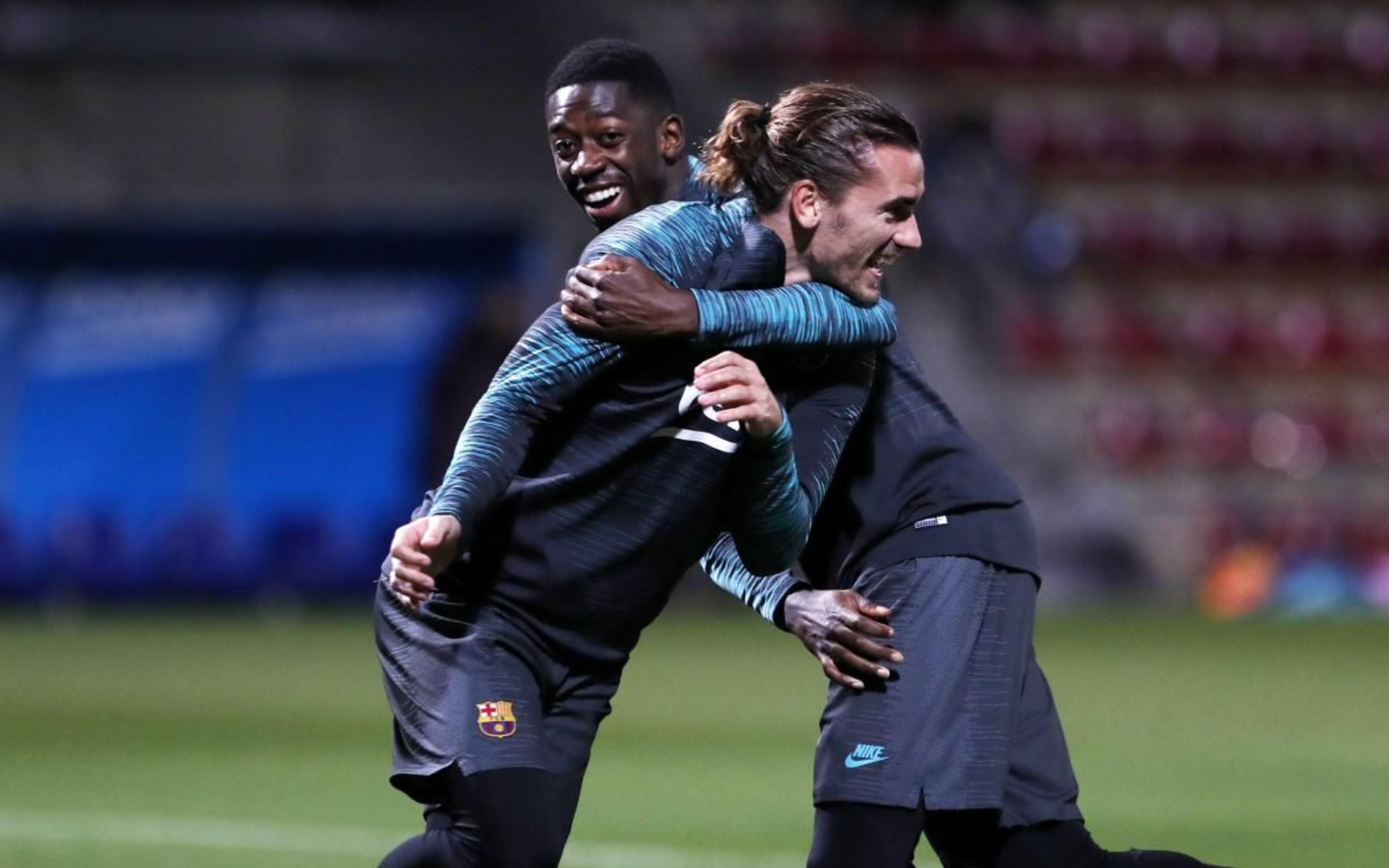 Griezmann y Dembelé en el entrenamiento previo al partido del Borussia / FC Barcelona