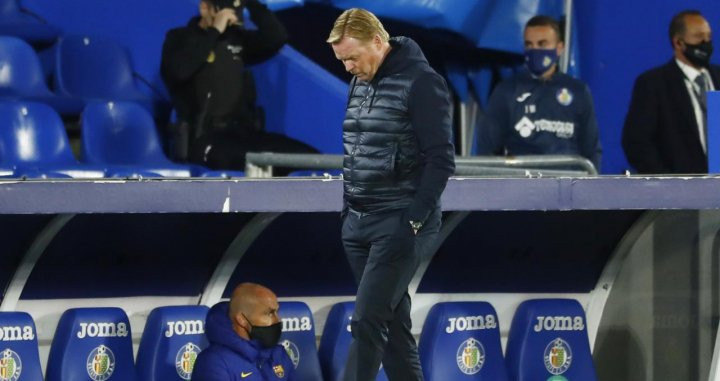 Ronald Koeman, cabizbajo tras caer contra el Getafe | EFE