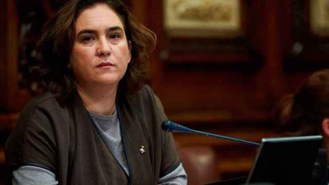 Ada Colau, alcaldesa de Barcelona, en el pleno de noviembre / EFE