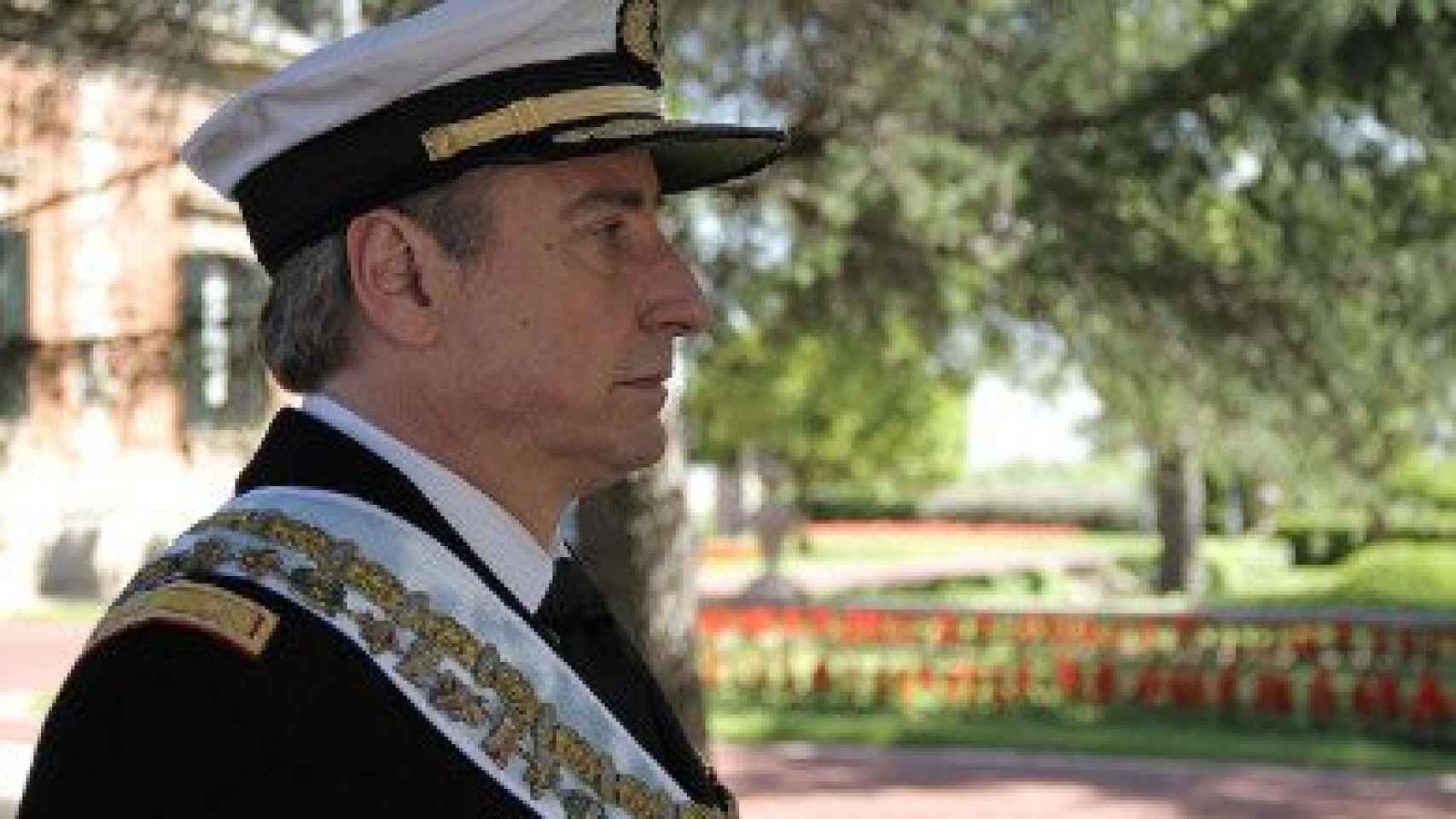 Juanjo Puigcorbé, caracterizado como el rey Juan Carlos I, en la serie de Telecinco 'Felipe y Letizia'