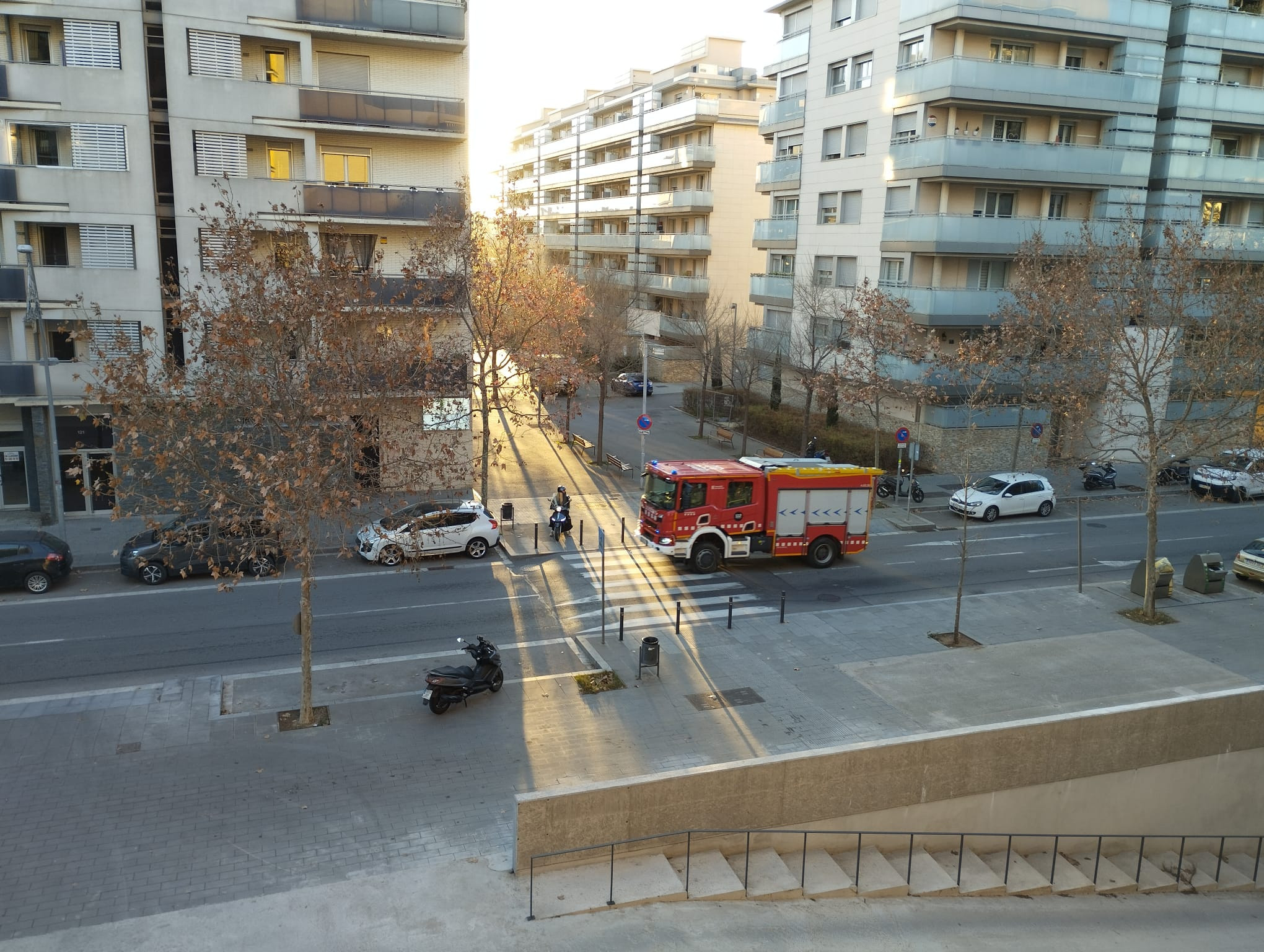 Camión de bomberos cerca de la zona en la que ha tenido lugar el incidente / CG