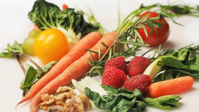 Ejemplo de alimentos saludables que consumen los jóvenes / PIXABAY