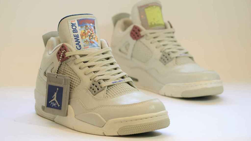 Último modelo de las zapatillas 'Air Jordan' inspiradas en Game Boy / FREAKER SNEAKS