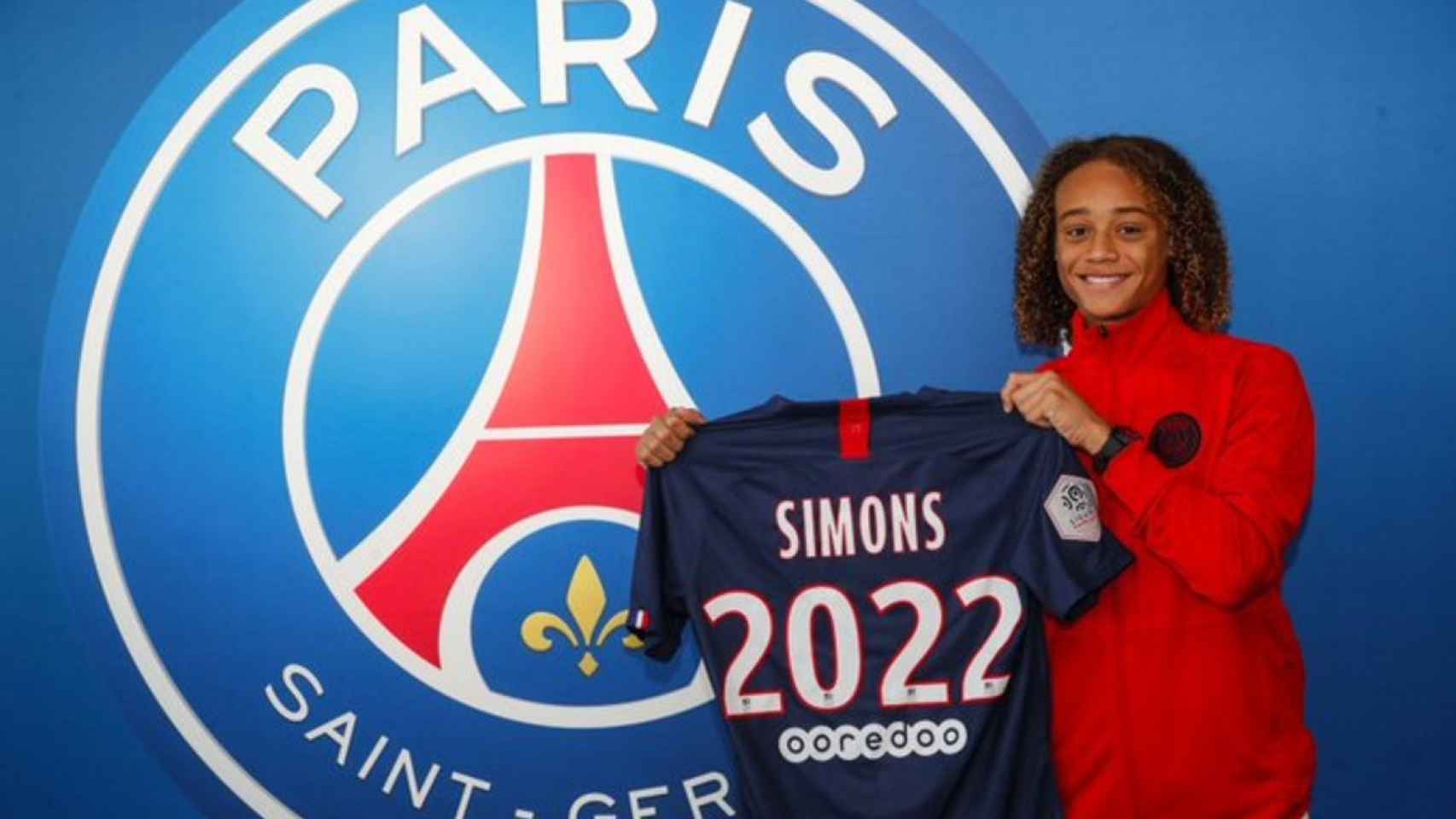 Xavi Simons presentado como nuevo jugador del PSG / Twitter