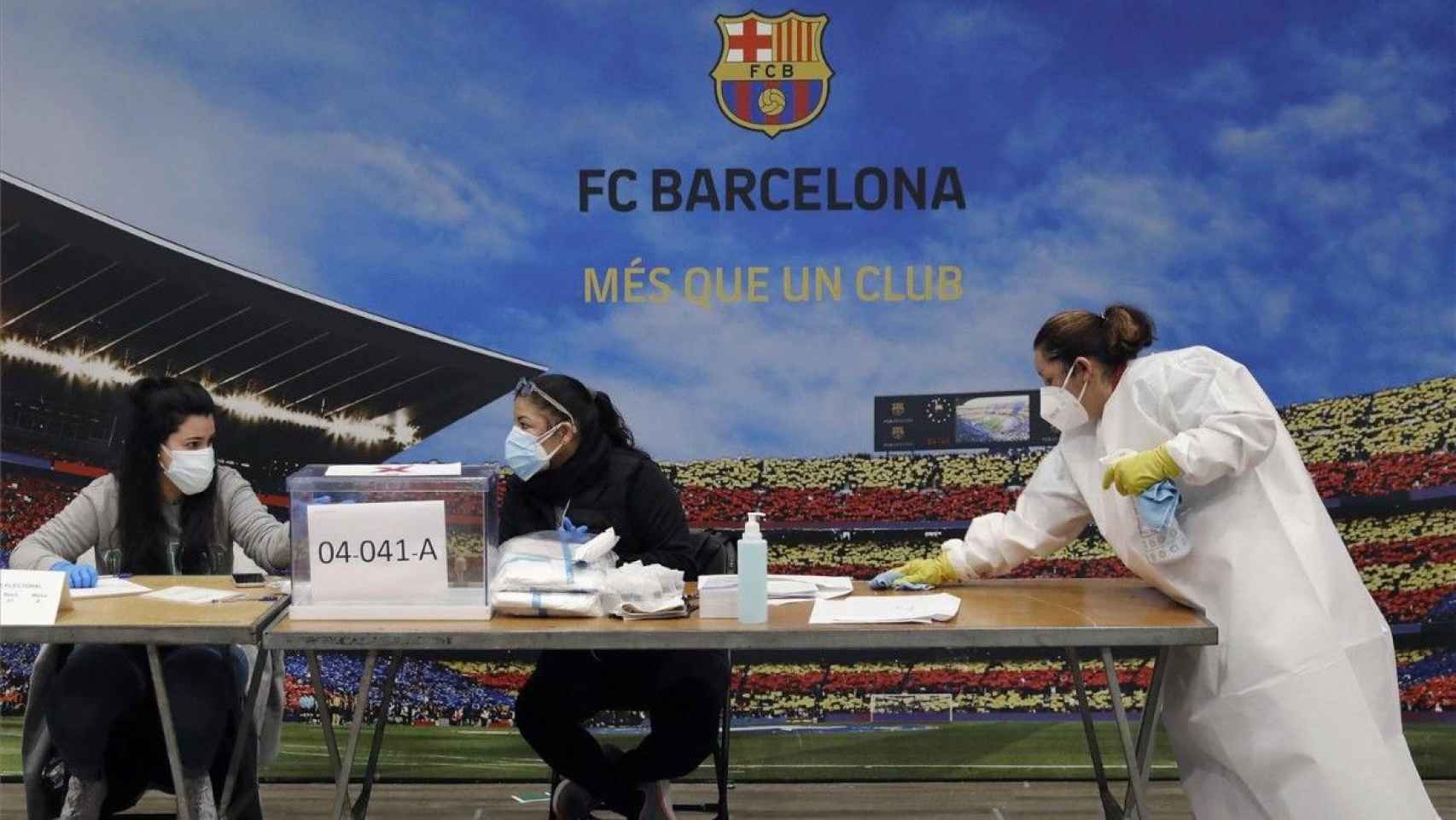 El Auditorio del FC Barcelona, en distrito de Les Corts, fue una mesa electoral para las elecciones del Parlament | EFE