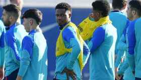 Ansu Fati, durante un entrenamiento con el FC Barcelona / EFE