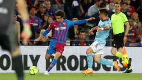 Riqui Puig, en una acción del Barça-Celta de este martes en el Camp Nou / FCB