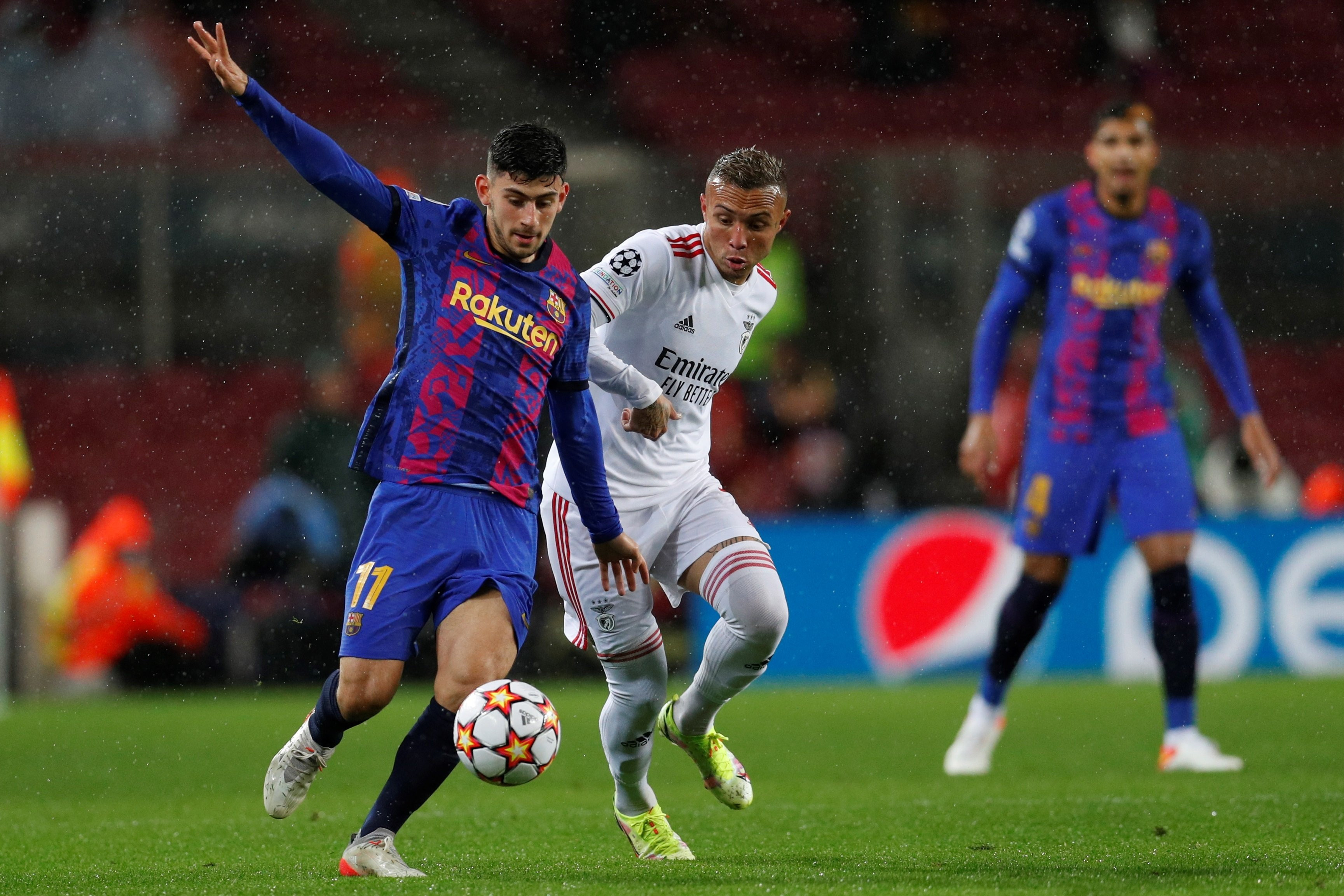 Yusuf Demir en el Barça-Benfica / EFE