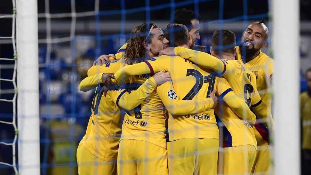 Los jugadores del Barça celebrando su gol contra el Nápoles / EFE