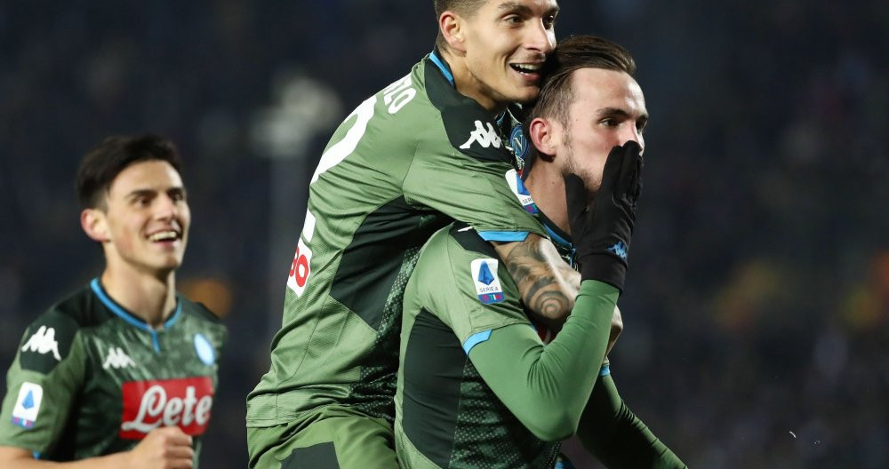 Fabián celebrado el gol con sus compañeros / EFE