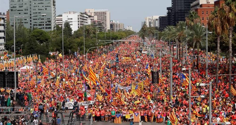 Manifestación independentista organizada por la ANC en la Diada de 2018 / EFE