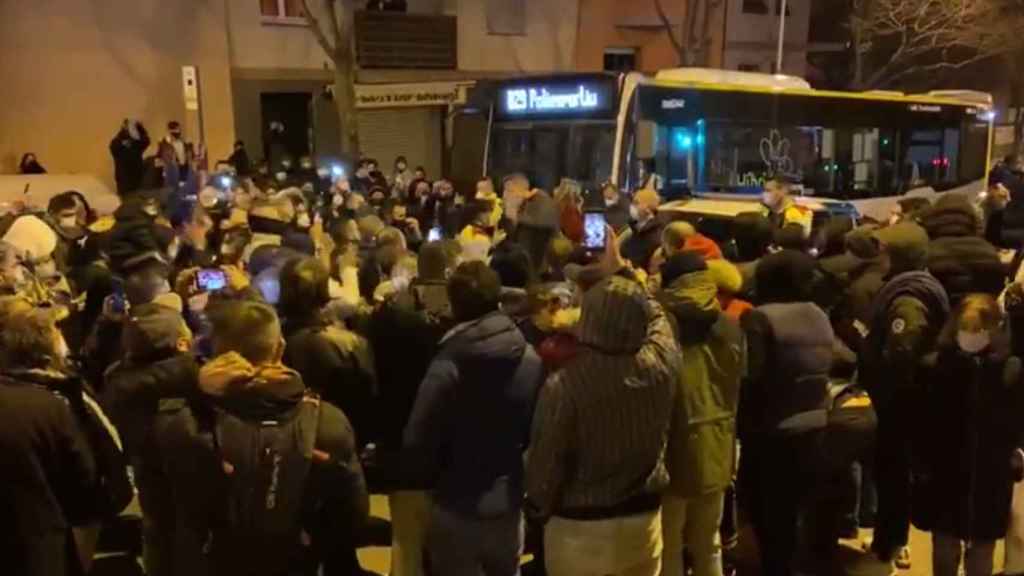 Protesta en Badalona el viernes, 8 de diciembre, por los cortes de luz / XAVIER GARCIA ALBIOL (TWITTER)