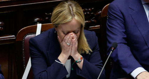 La primera ministra italiana, Giorgia Meloni, tras su largo discurso en el Parlamento en Roma / FABIO FRUSTACI - EFE