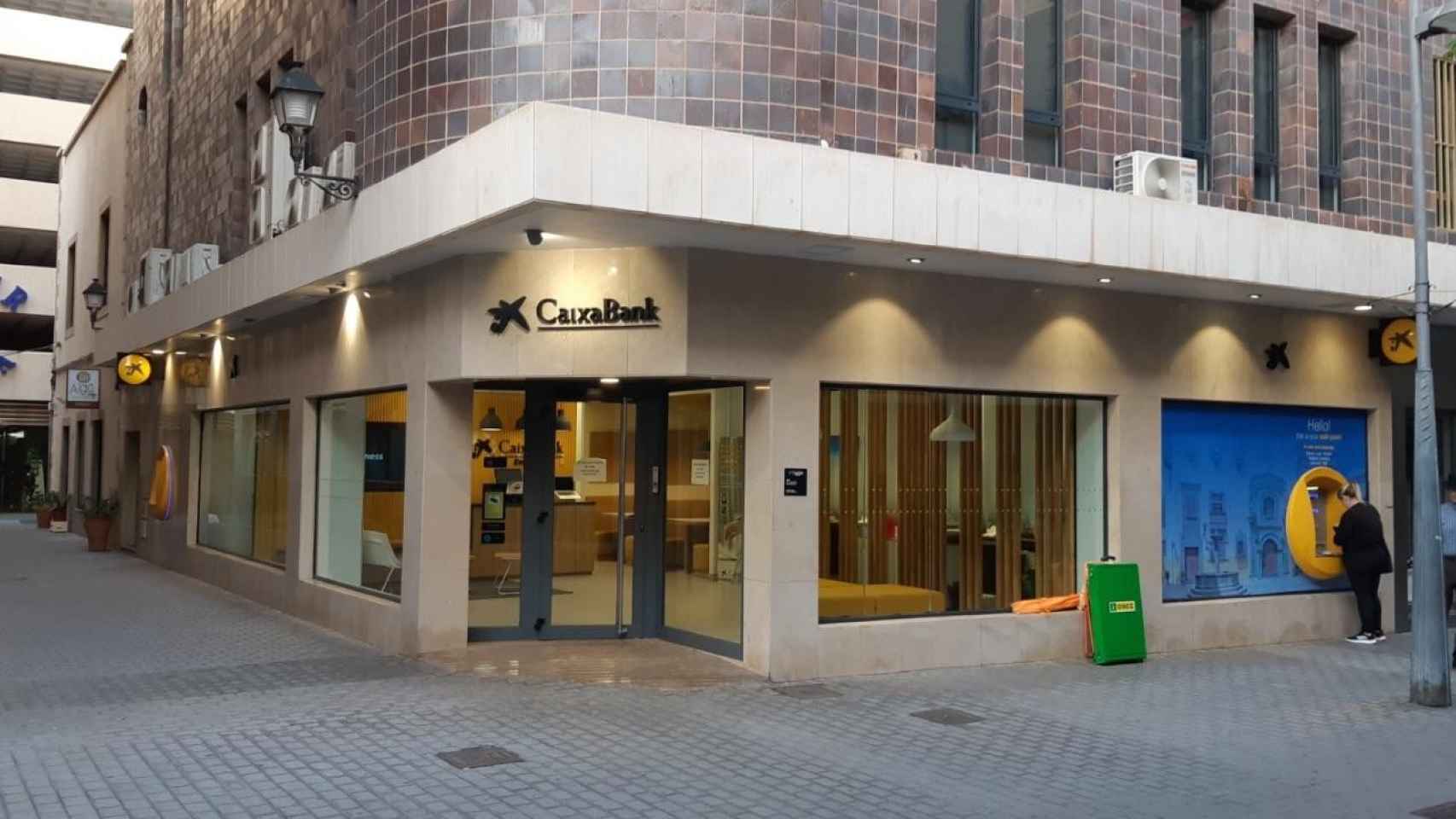 Oficina de Caixabank  / EP