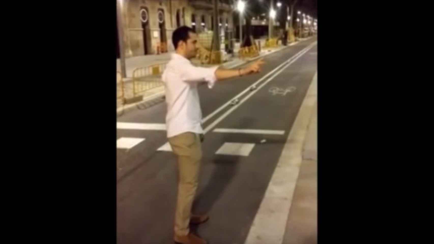 Captura del vídeo de la patada en la Diagonal a una mujer / CG