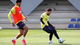 Leo Messi durante un entrenamiento con el Barça / FC BARCELONA