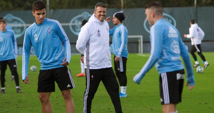 Òscar García en su primer entrenamiento con el Celta / EFE