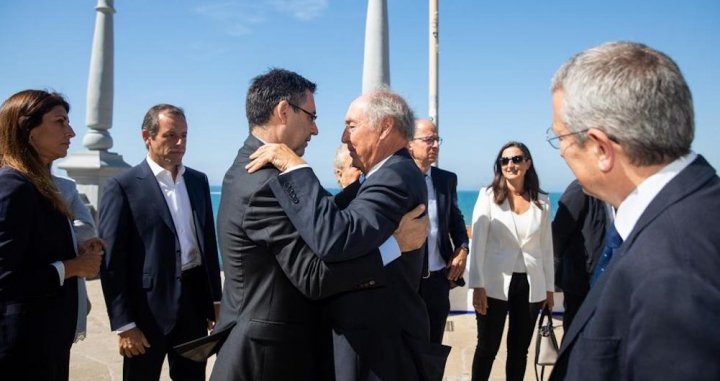 Una foto de Josepo Maria Bartomeu, Sandro Rosell y Josep Pont, directivo del FC Barcelona en el funeral de su hermano / FCB