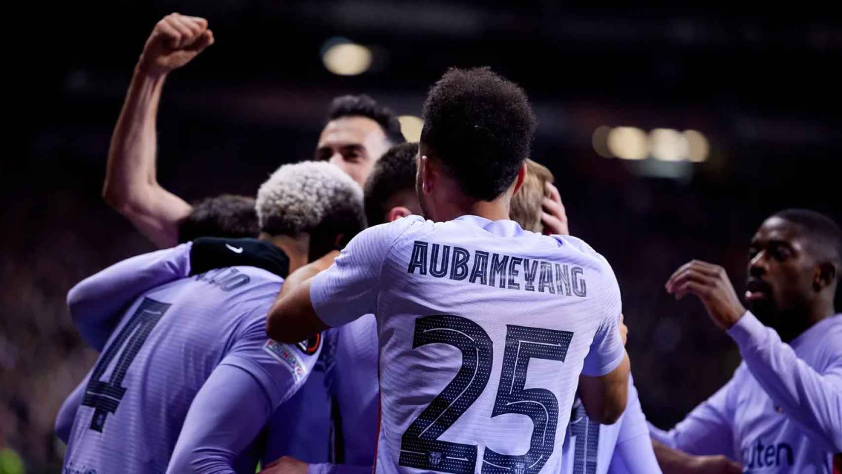 El Barça, celebrando un gol, durante un partido de la Europa League / FCB