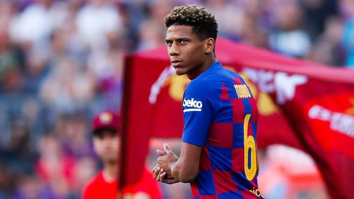 Jean-Clair Todibo con el FC Barcelona /REDES