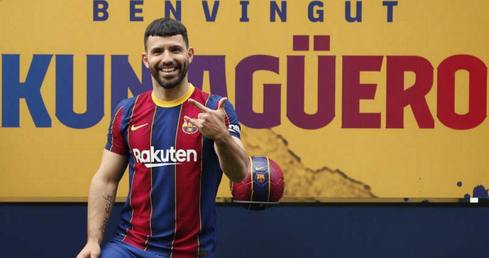 Agüero, en su presentación como jugador del Barça / EFE