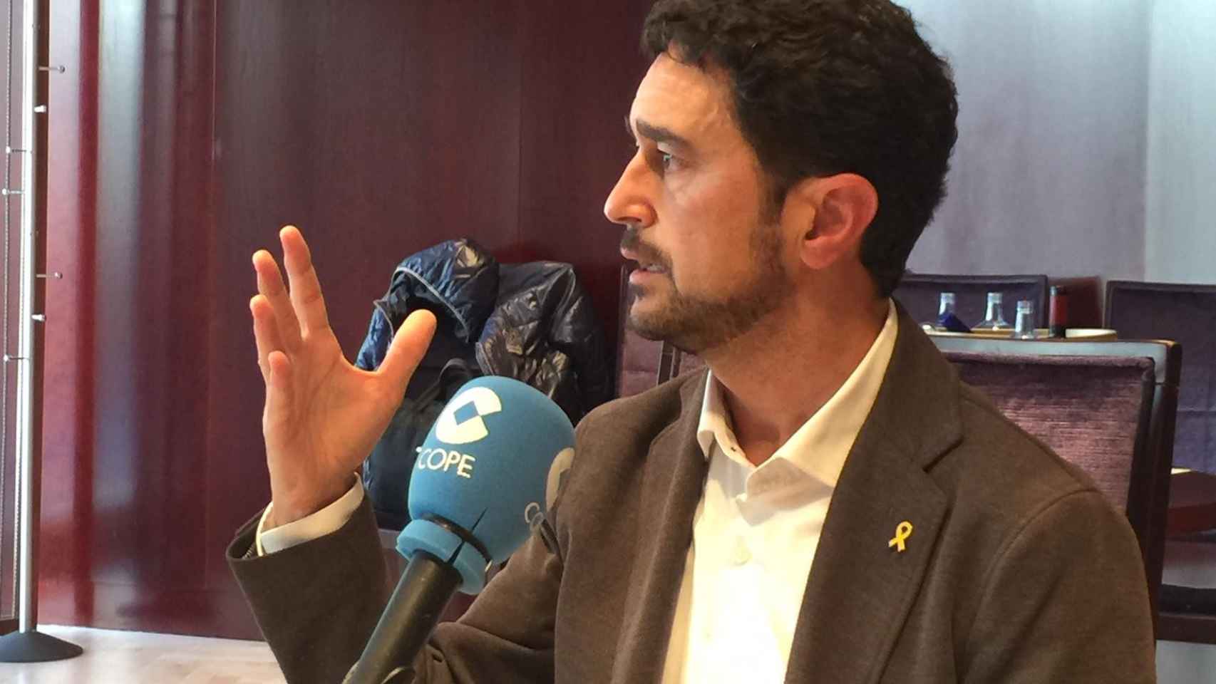 El consejero de Territori, Damià Calvet, durante la entrevista en la cadena Cope / CG