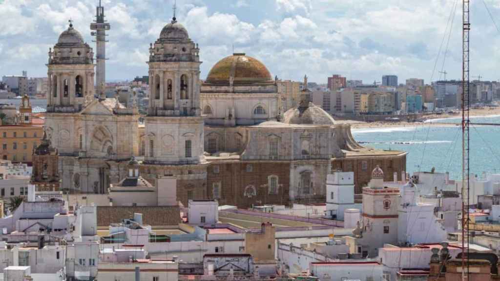 Vista parcial de Cádiz capital