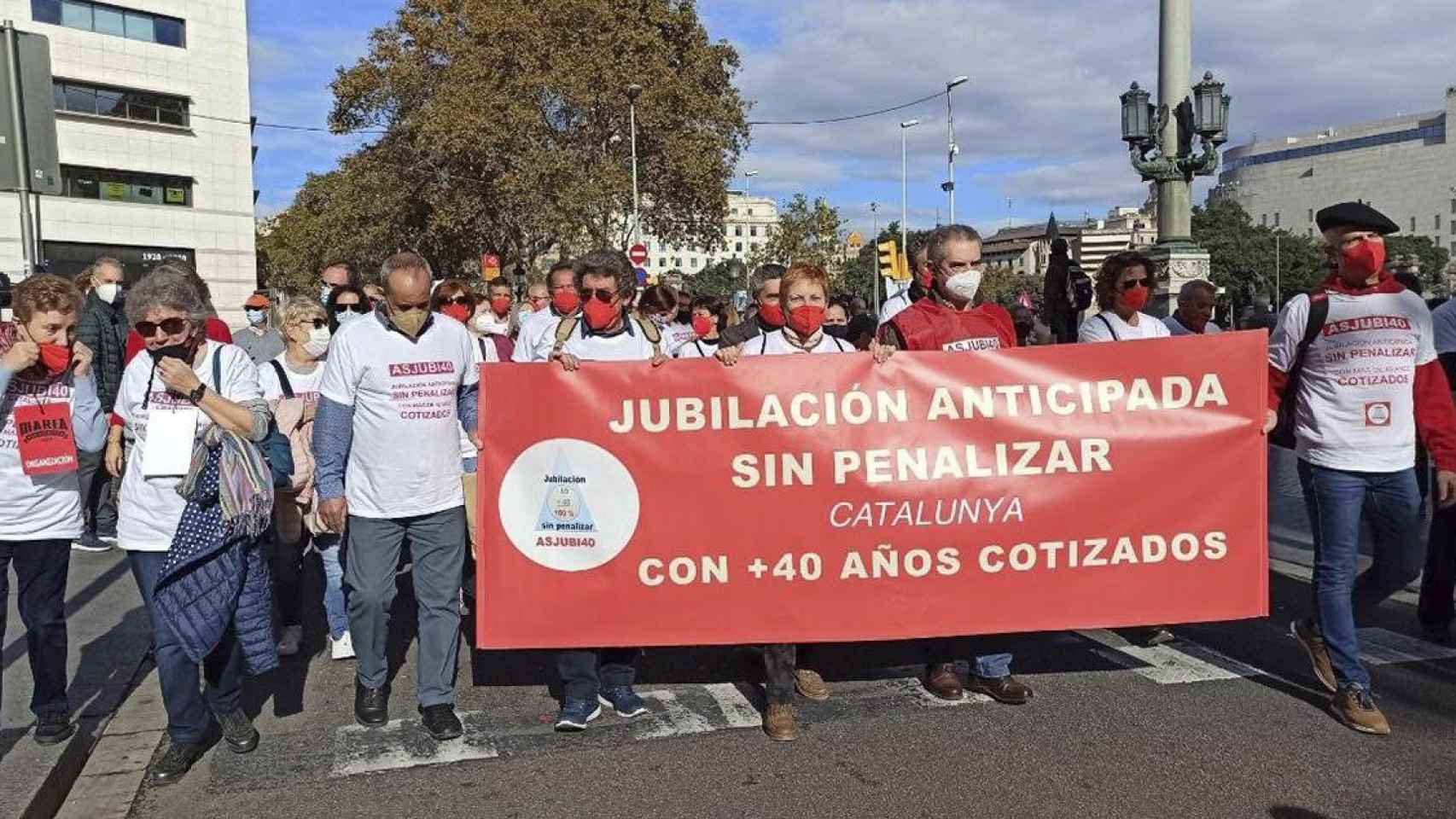 Participantes en la manifestación contra la reforma de las pensiones / EP