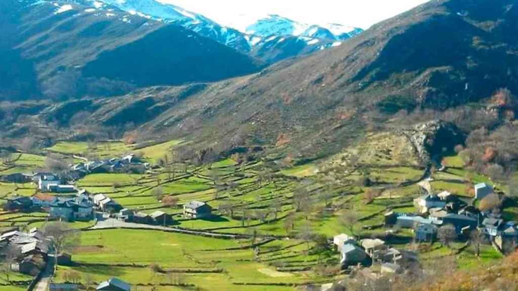 Pradoalbar (Orense), pequeña aldea perteneciente a Vilariño de Conso, España