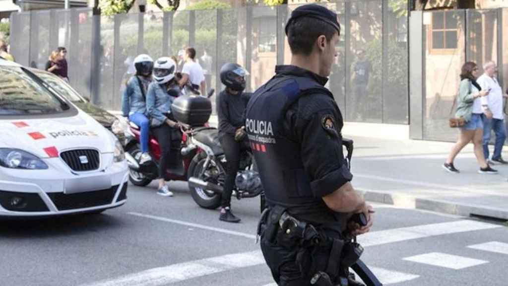 Una foto de archivo de los Mossos d'Esquadra / EFE